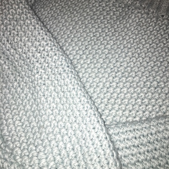 H&M sweater - Picture 3 of 7